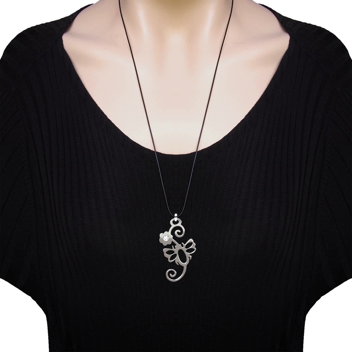 1054KAT Dal çiçek kelebek (büyük) çelik kolye  45 x 28 mm