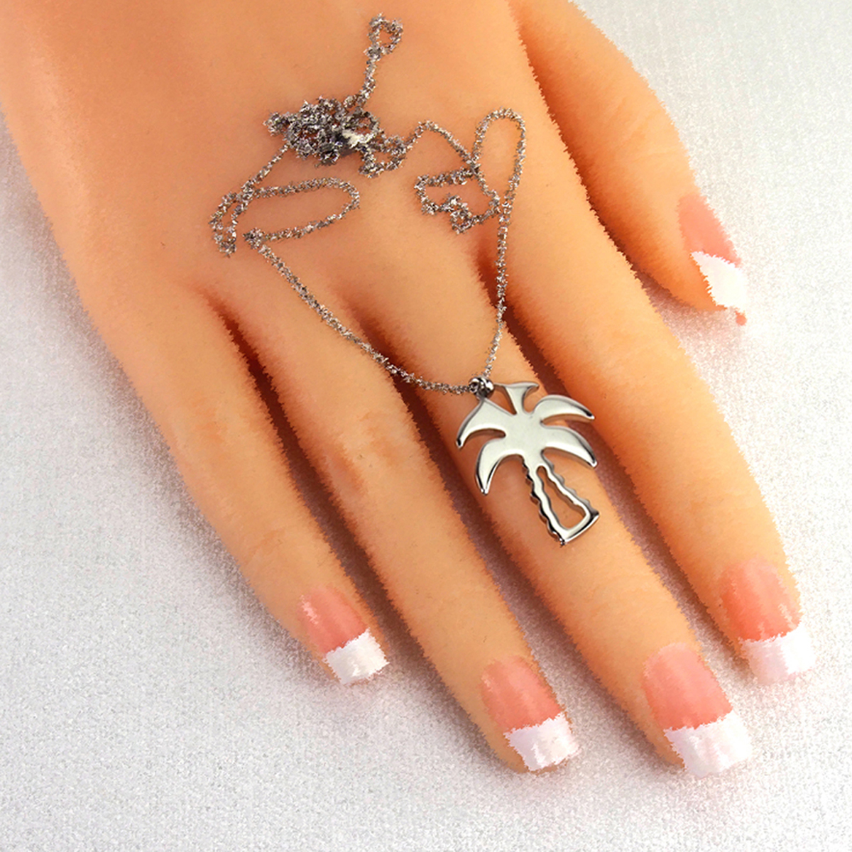 1233Z Palmiye ağaç küçük çelik kolye  26 x 19mm
