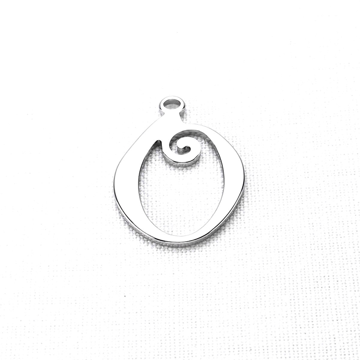 3215k O harfi (Yükseklik 3.5cm) çelik harf kolye
