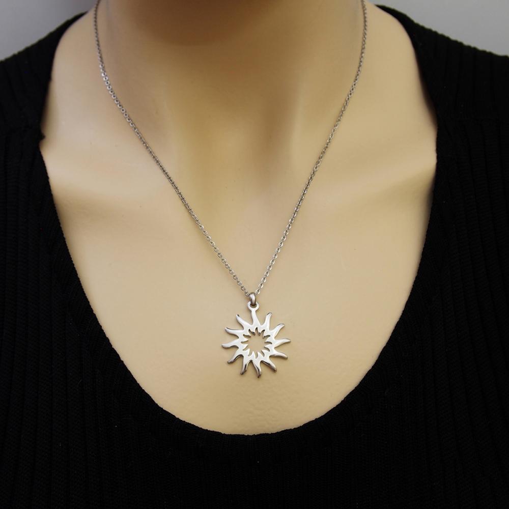 608Z Güneş çelik kolye  25 x 25 mm