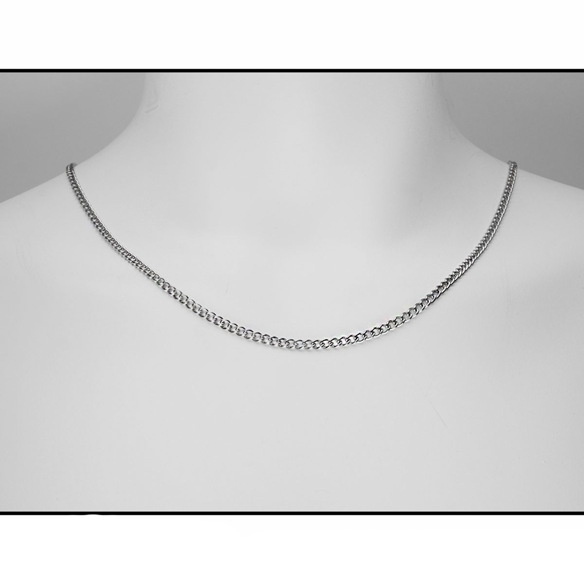 808ZU Avcı çelik kolye  37 x 20 mm
